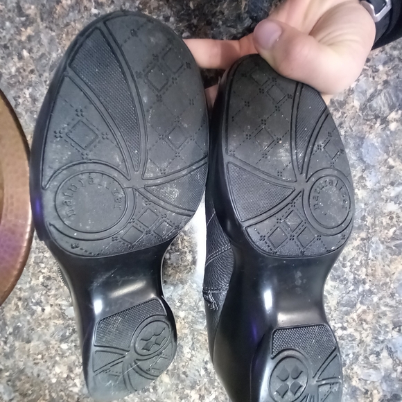 Naturalizer Leather Ankle Boots - Picture 4 of 12